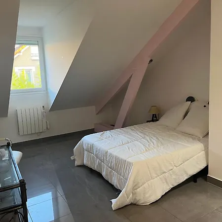 Maison 20'de Paris Et Disneyland Holiday home Noisy-le-Grand